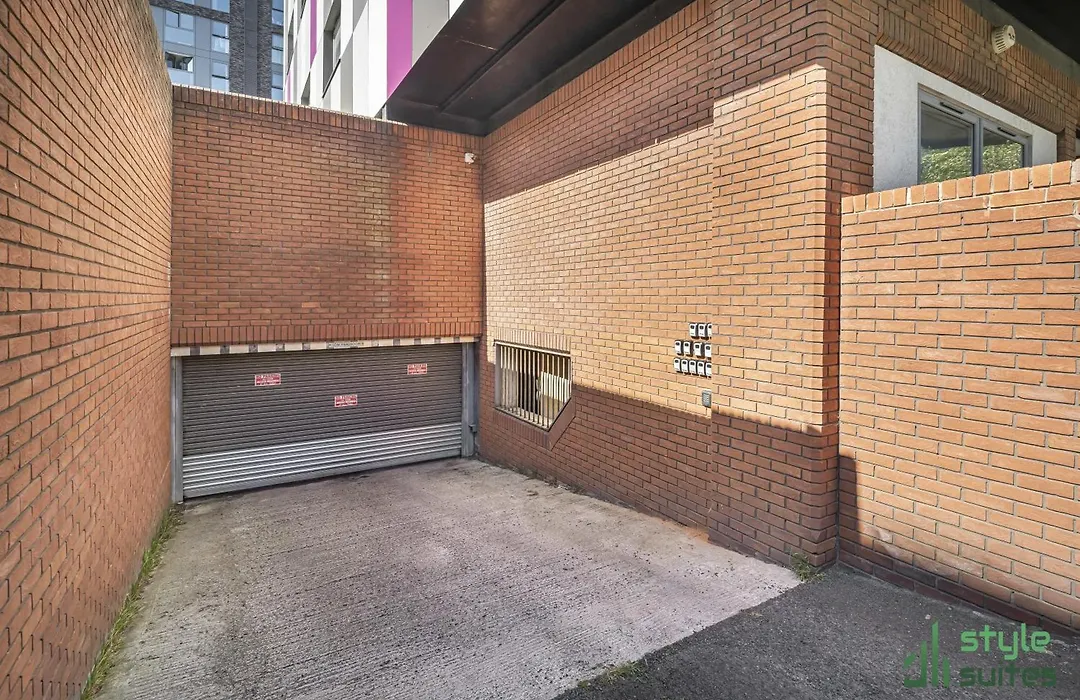 Flat In Old Trafford Manchester-1
